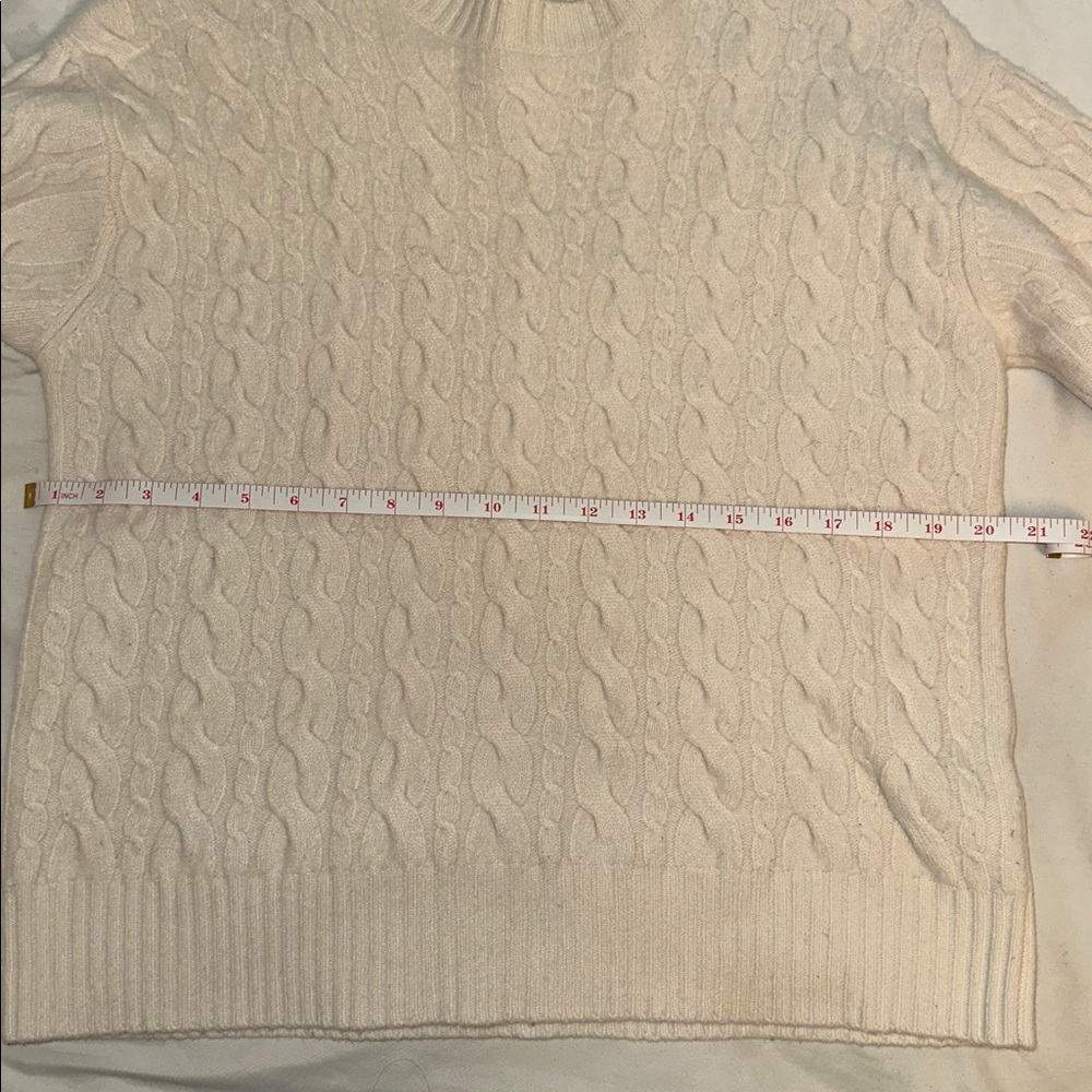 Aritzia 95% wool sweater - Picture 6 of 7
